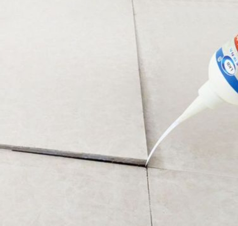 祥云瓷砖空鼓维修公司分享卫生间瓷砖脱落的原因可能有以下几点